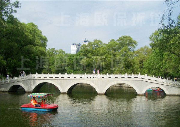 佳木斯杏林湖公園，人工湖治理